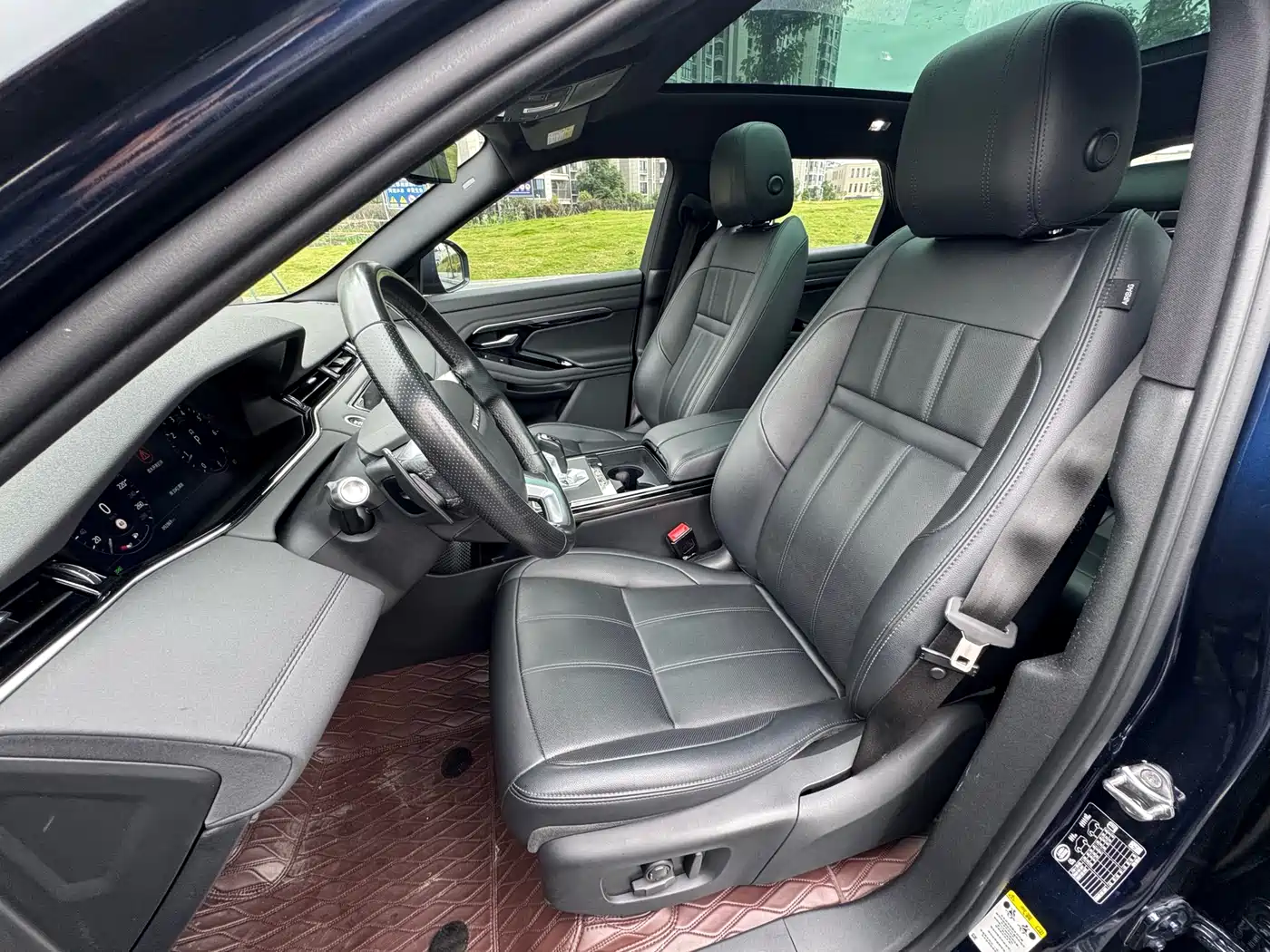 Land Rover Range Rover Evoque 2020 249PS R-DYNAMIC SE Sport Tech Edition фото 4
