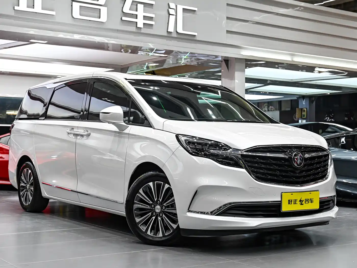 Buick GL8 2020 ES Landglory 653T Flagship фото 2