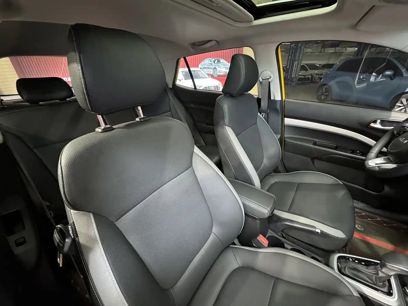 Kia KX1 2021 1.4L CVT Fun Sunroof Version фото 16