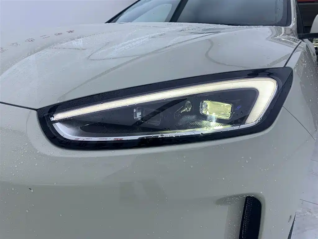 AITO Wenjie AITO M5 2025 Extended Range Ultra AWD фото 7