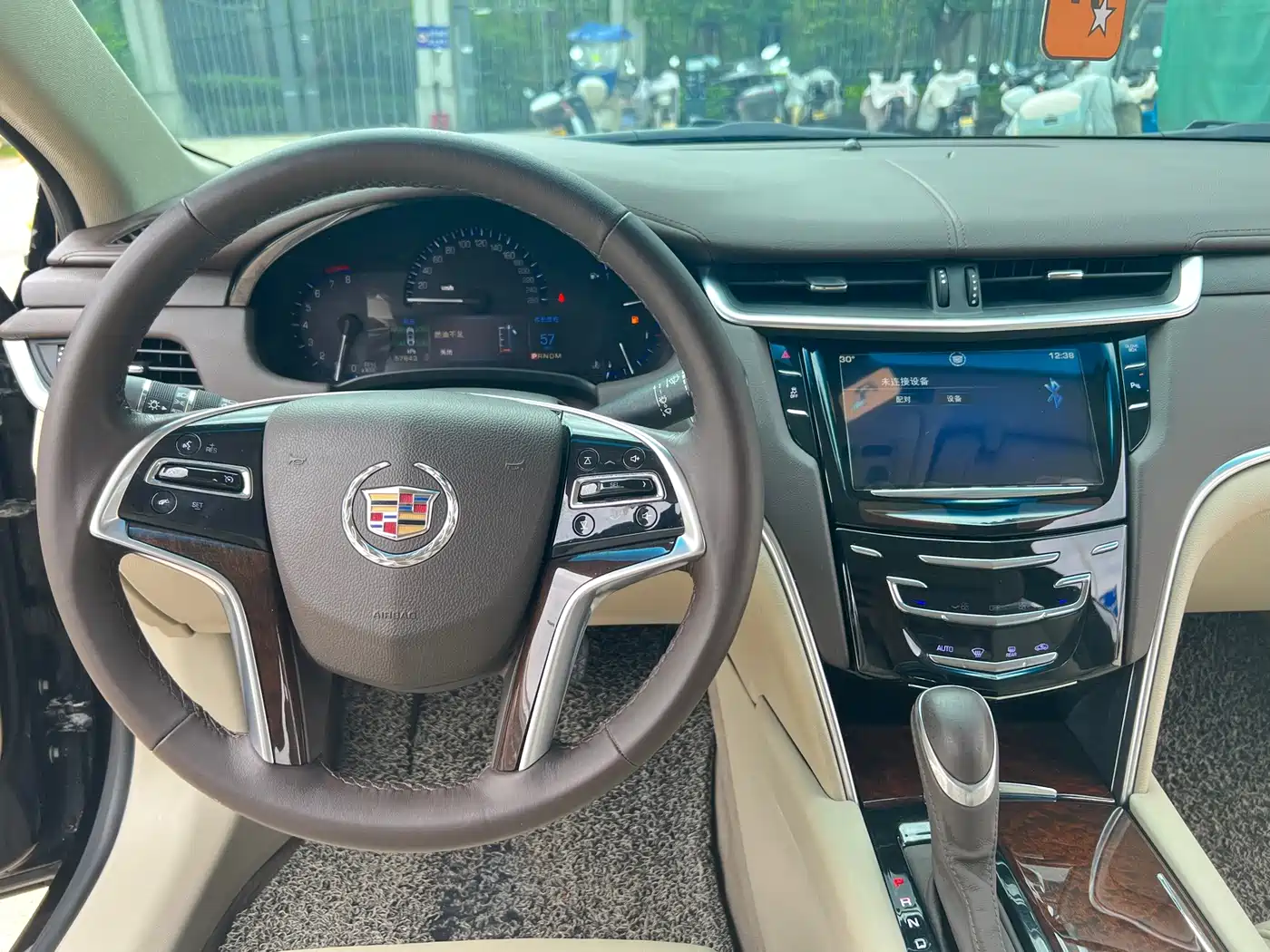 Cadillac XTS 2015 2014 28T Comfort