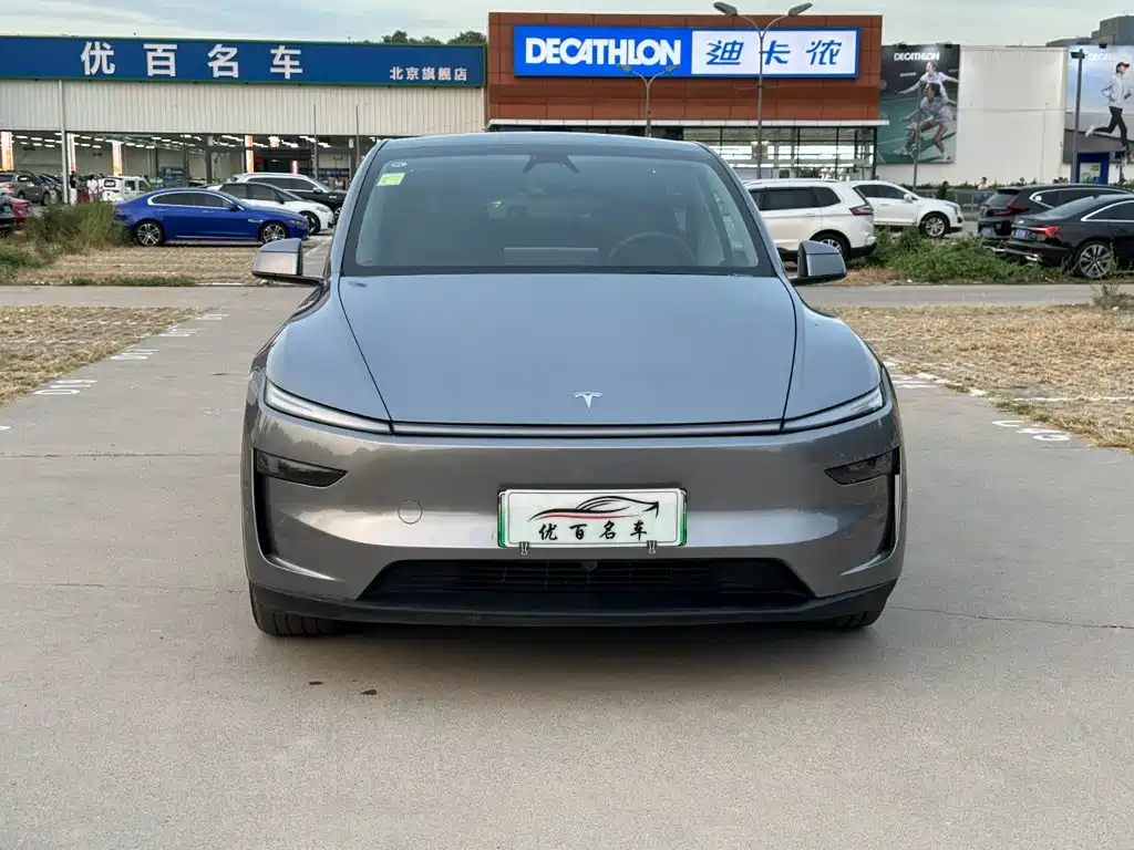 Фото 2 - Tesla Model Y