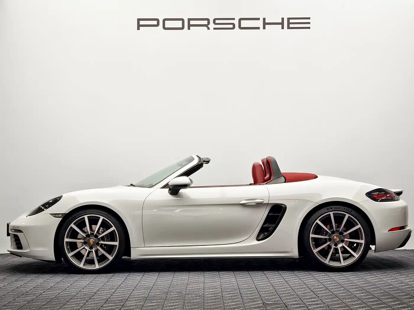 Porsche 718 фото 3