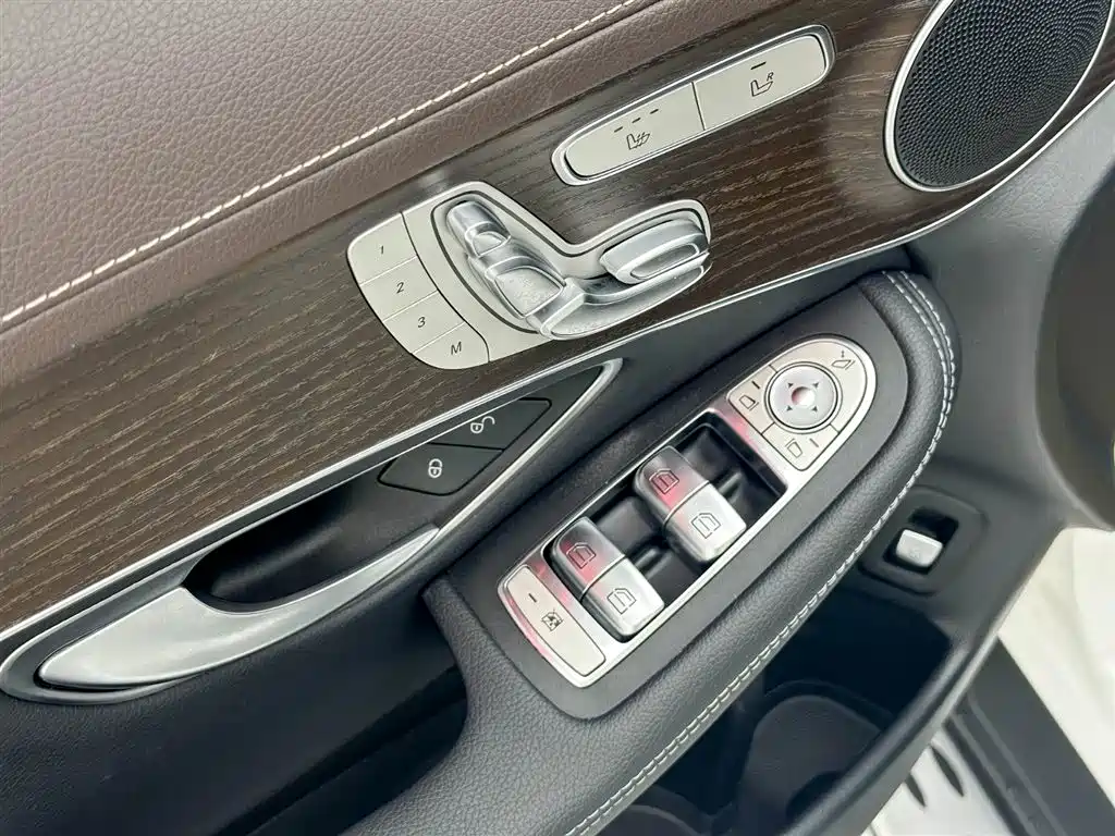 Mercedes-Benz GLC 2021 GLC 260 L 4MATIC Luxury фото 22