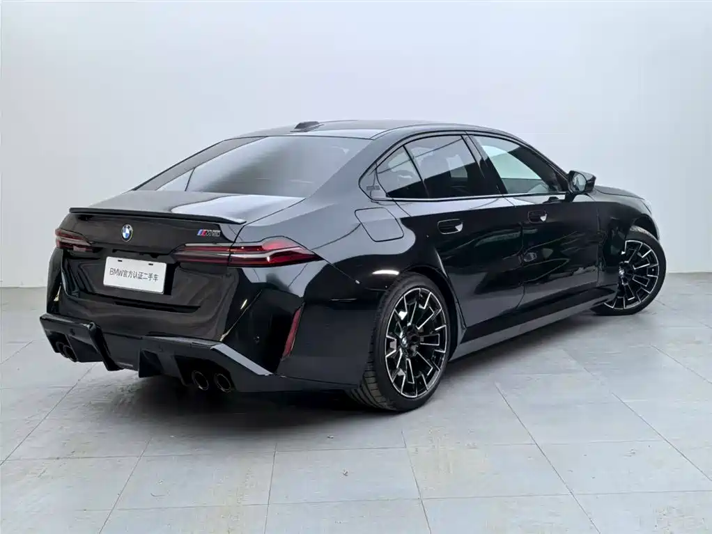 BMW M5 New Energy 2025 M5 фото 3