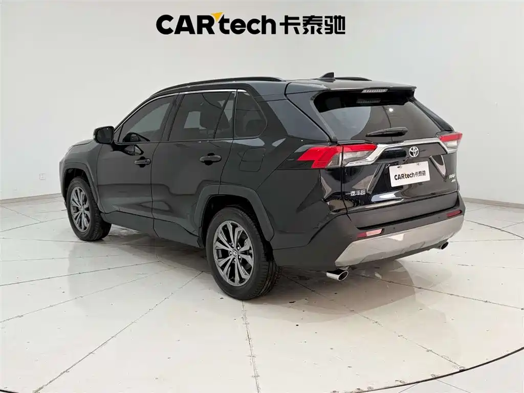 Toyota RAV4 Rongfang 2023 2.0L CVT FWD Style Plus Edition фото 7