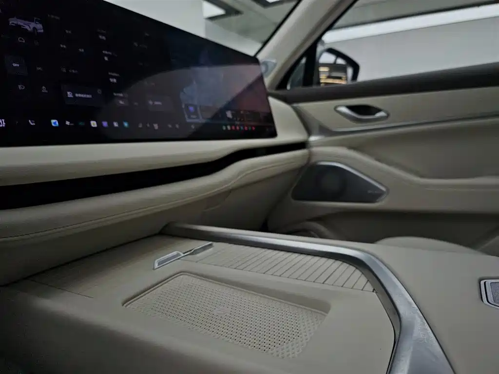 WEI PAI WEI BRAND BLUE MOUNTAIN