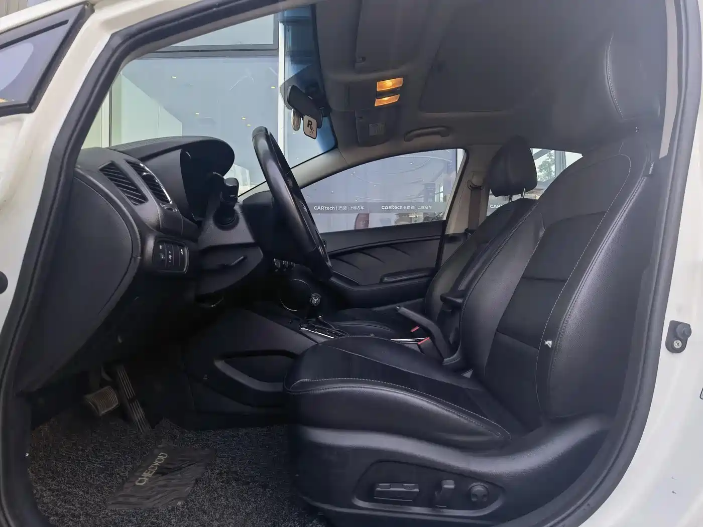 Kia K3 2017 1.6L Automatic 15th Anniversary Special GLS фото 15