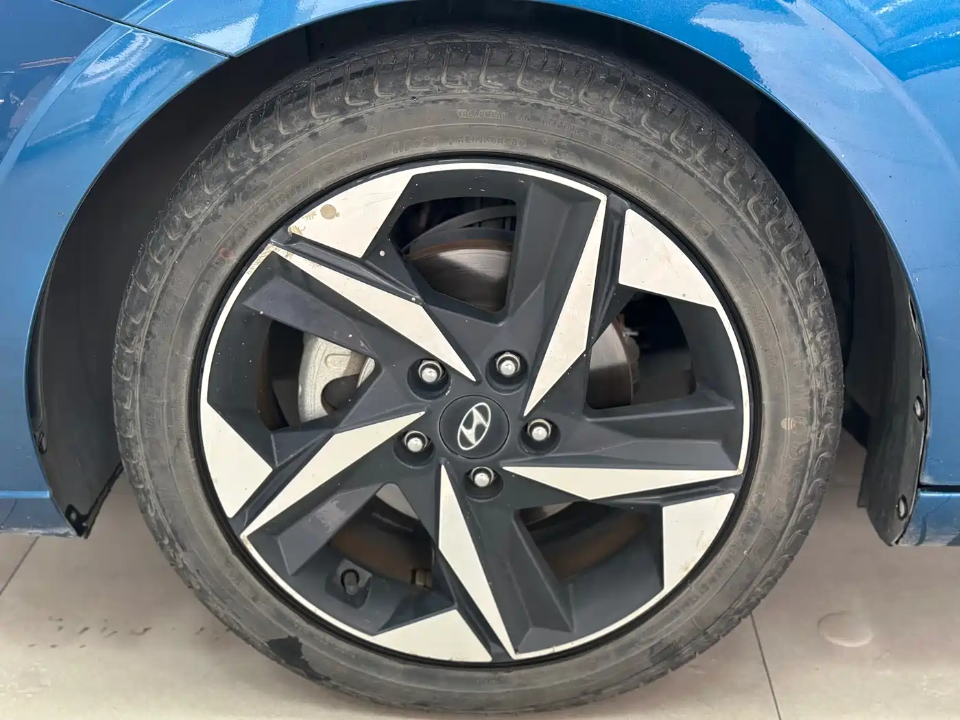 Hyundai Elantra 2021 240TGDi DCT LUX Premium Edition фото 18