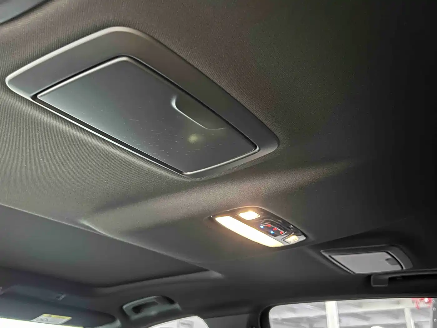 BMW 5 Series 2022 Model Second Facelift 525Li M Sport Package фото 16