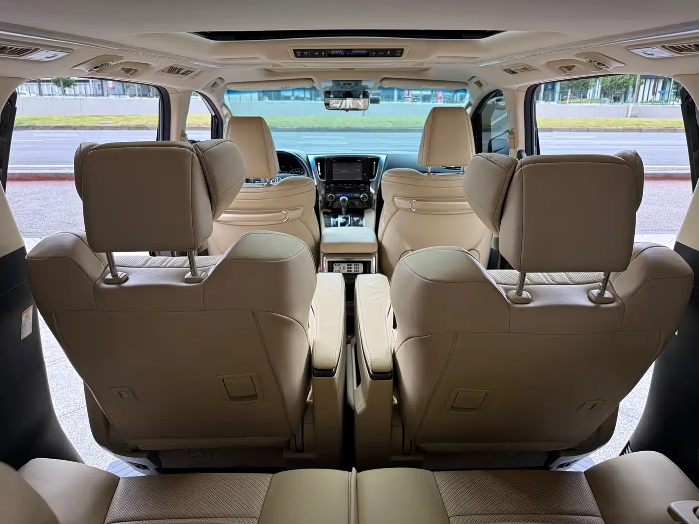 Toyota Vellfire 2020 2019 Hybrid 2.5L HV Premium Edition