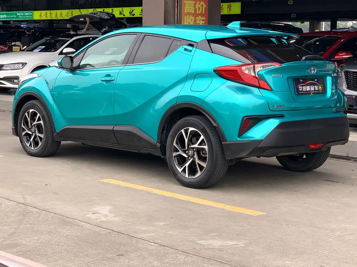 Toyota C-HR 2020 Model 2.0L Leading фото 4