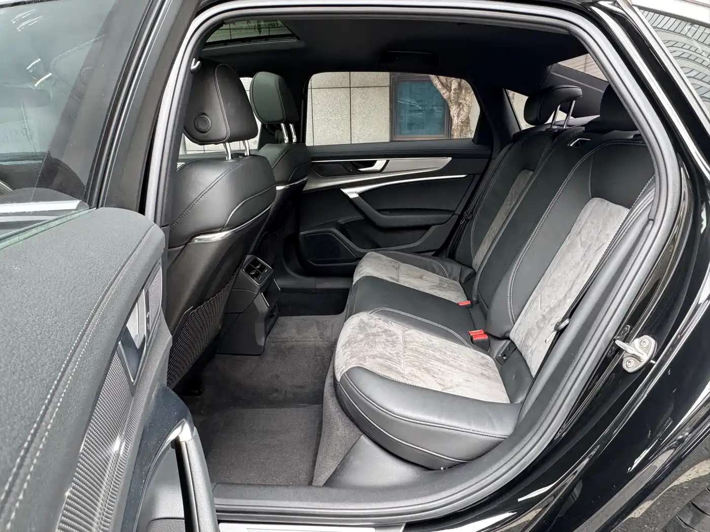 Audi A6L 2021 40 TFSI Luxury Sport фото 14