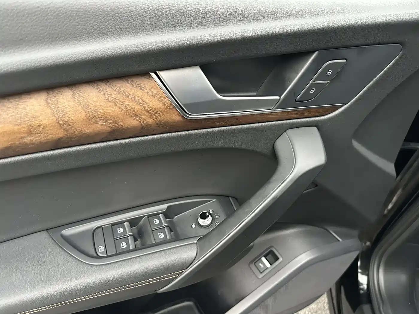 Audi Q5L 2020 Facelift 40 TFSI Honor Progressive фото 21