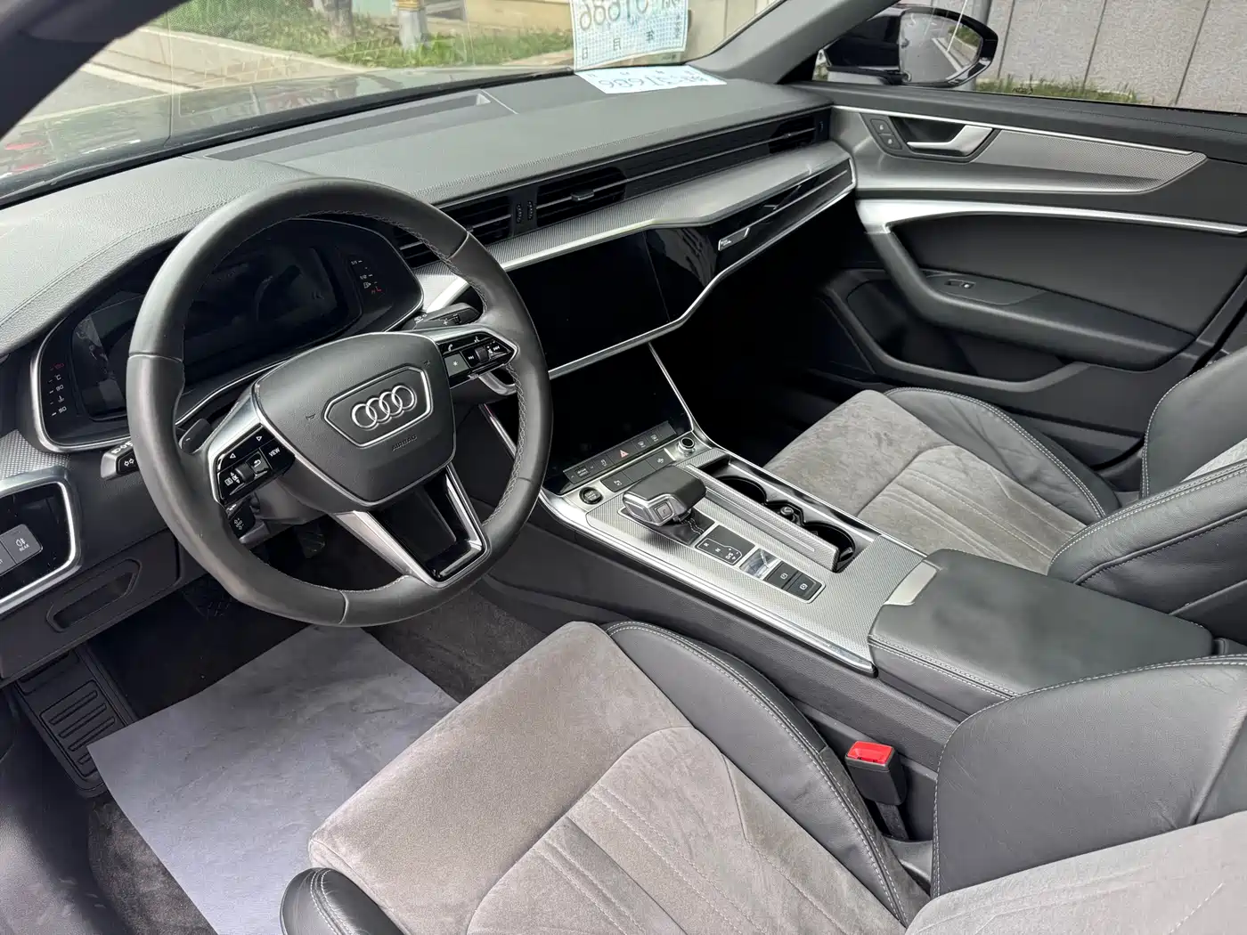 Audi A6L 2021 40 TFSI Luxury Sport фото 12