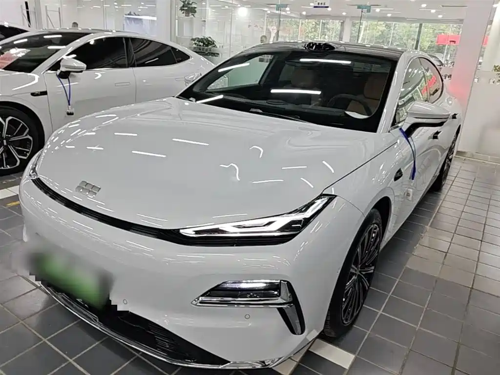 Geely Galaxy Xingyao 8 2025 130km EM-P Starship Edition