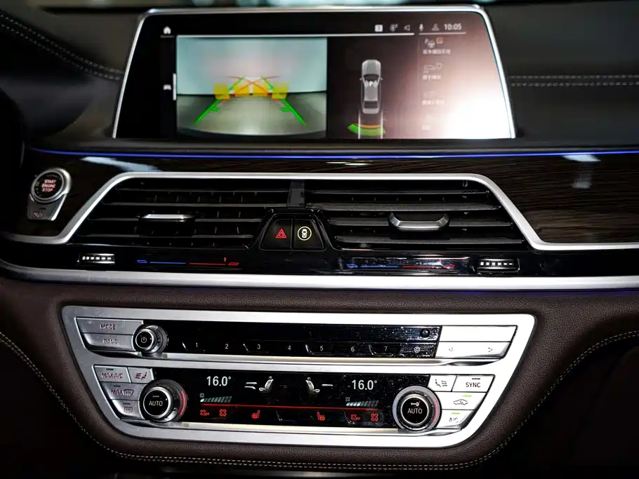 BMW 7 Series 2021 2019 Facelift 730Li Luxury Package