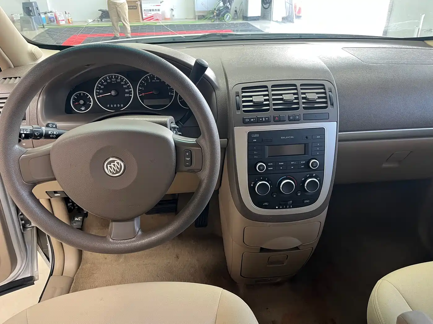 Buick GL8 2014 2.4L Classic Edition фото 6