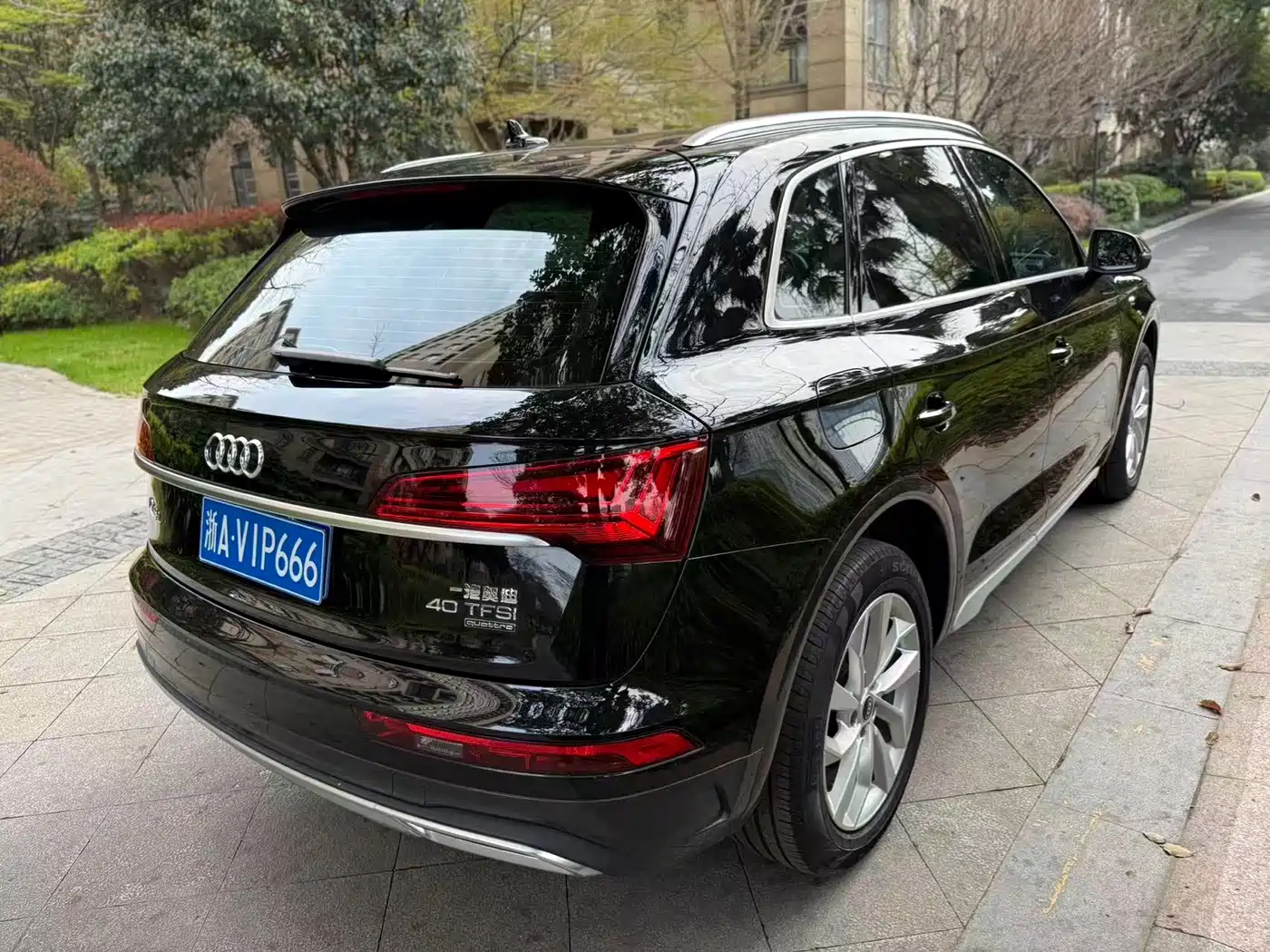 Audi Q5L 2022 40T Luxury Elegance фото 7