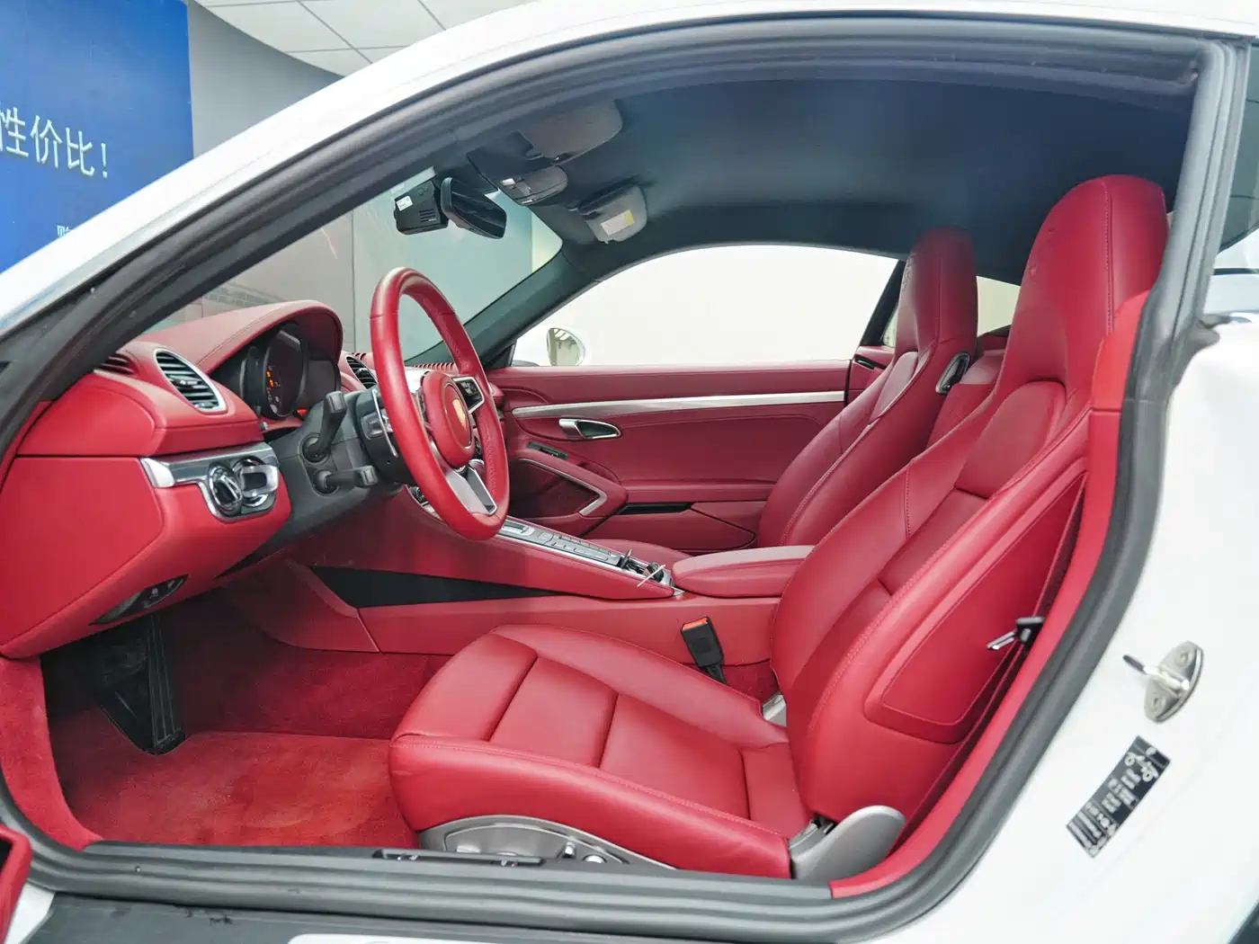 Porsche 718 2022 Cayman 2.0T фото 8