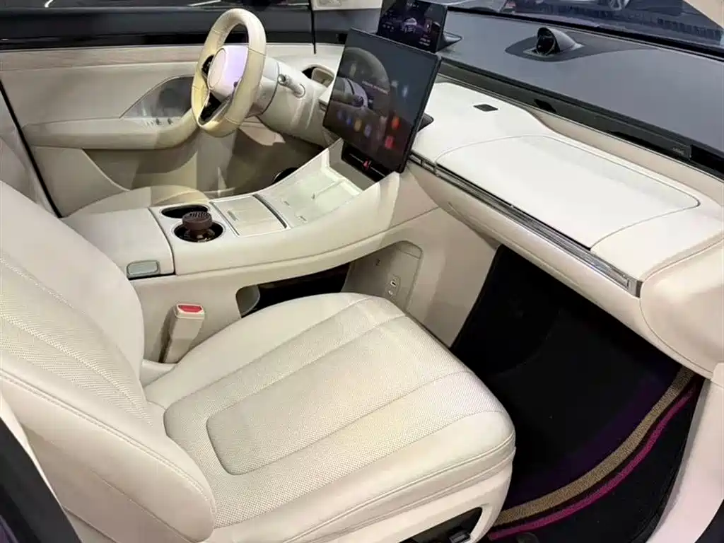 Zhijie Luxeed R7 2024 Pure Electric 667km Pro фото 5