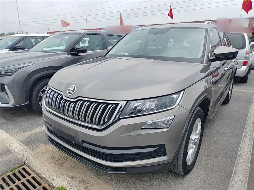 Škoda Kodiaq 2018 TSI330 5-seat FWD Luxury фото 2