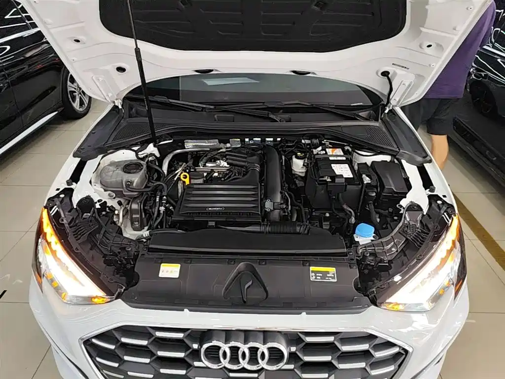 Audi A3 2023 Facelift Sportback 35 TFSI Fashion Sport фото 20