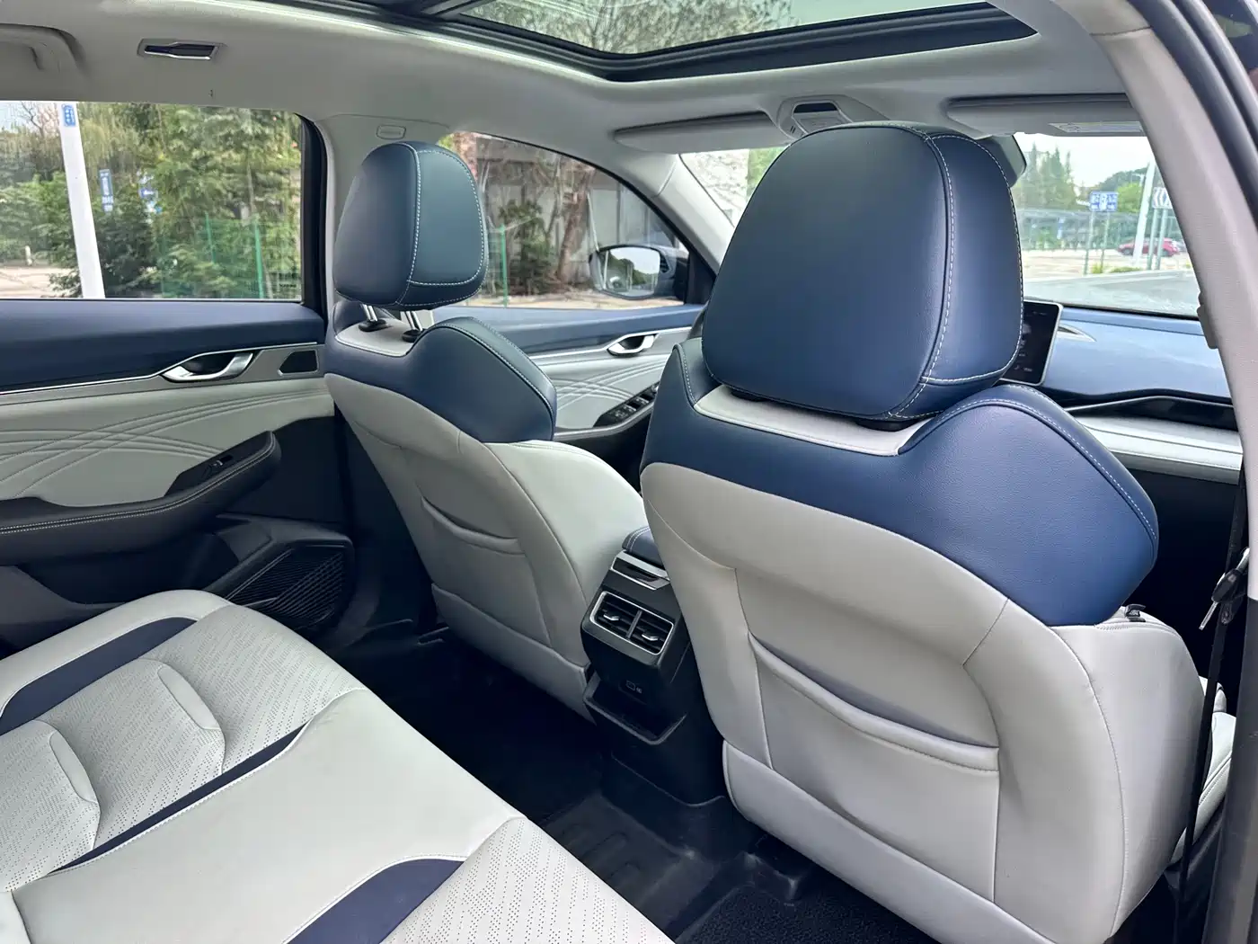 GEELY AUTOMOBILE XINGRUI