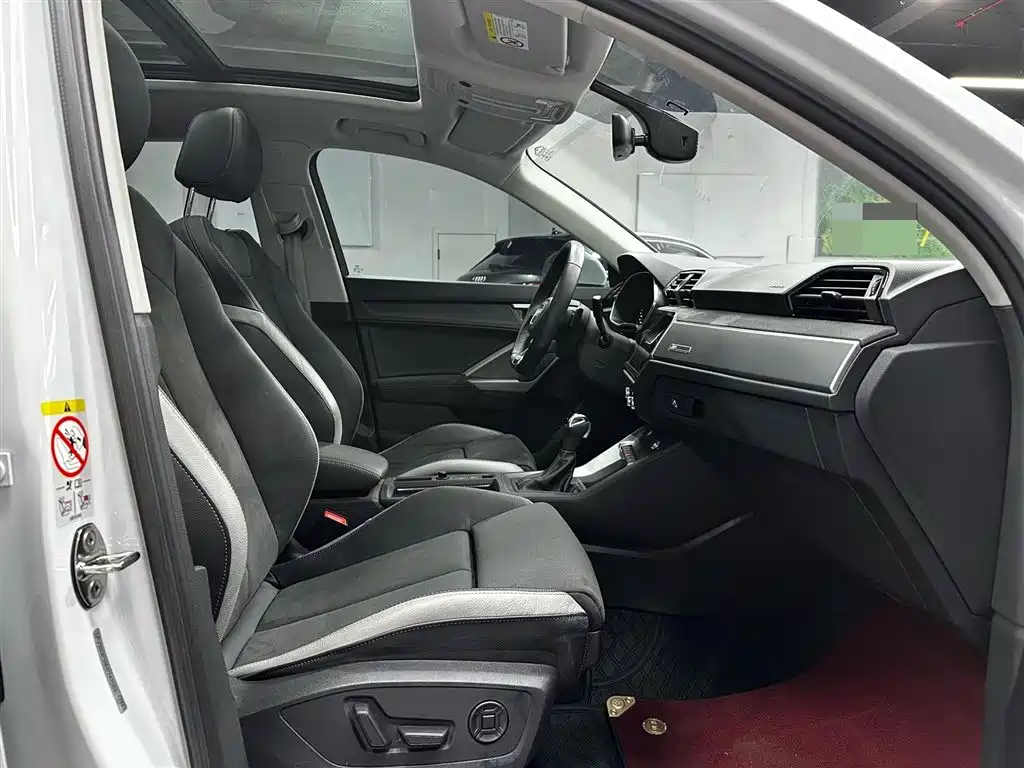 Audi Q3 2022 35 TFSI Fashion Dynamic фото 12