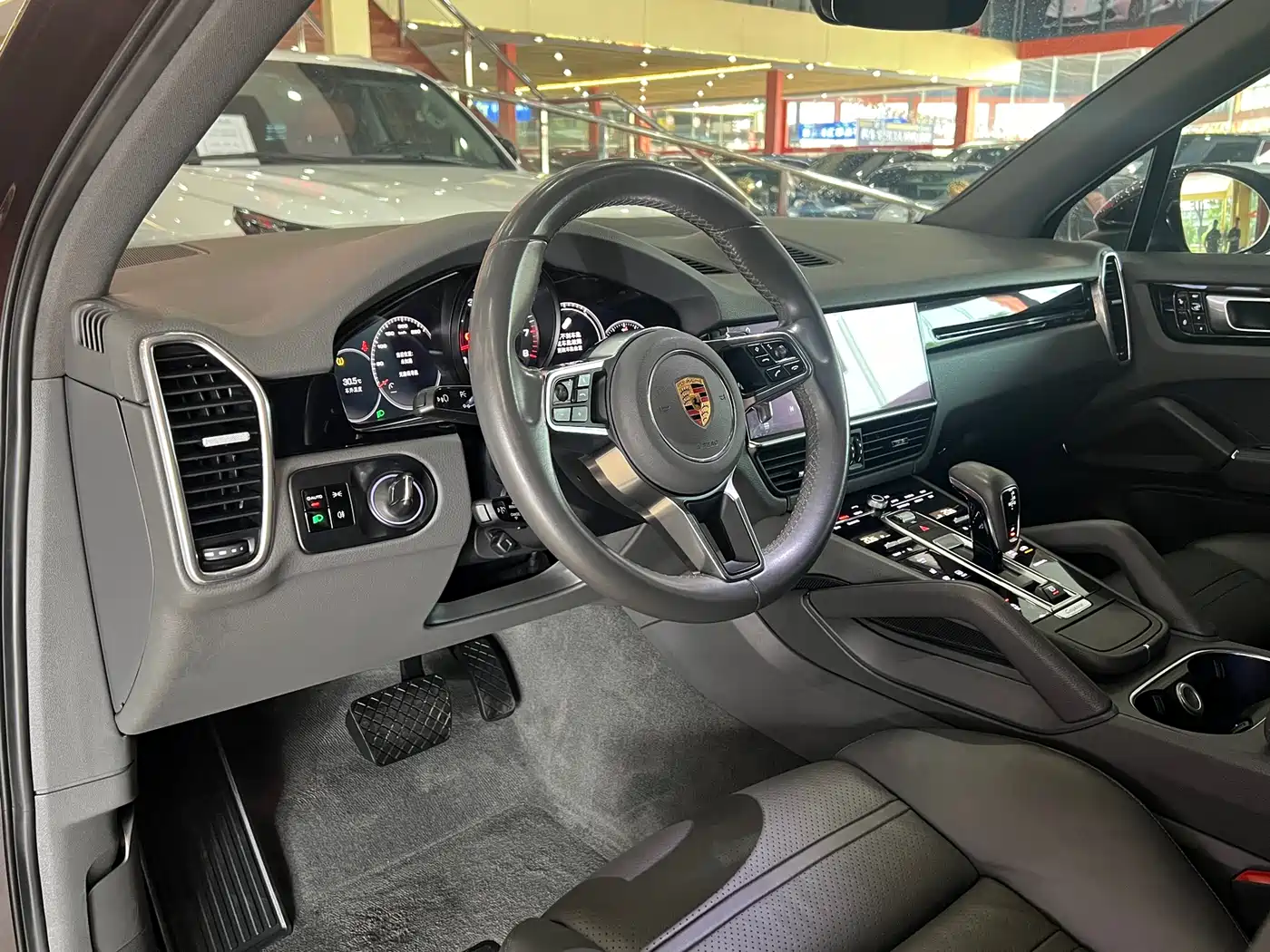 Porsche Cayenne 2018 Cayenne 3.0T фото 11