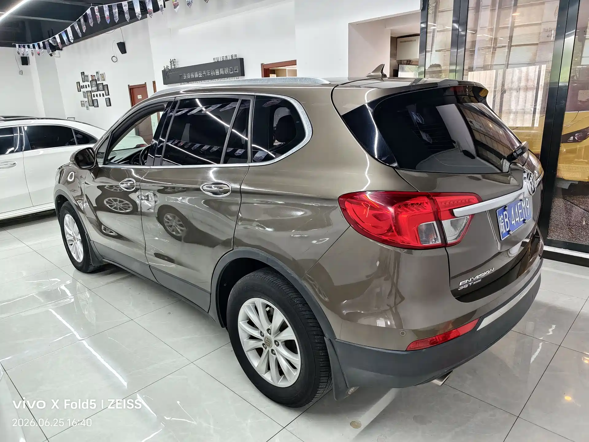 Photo 5 - Buick Envision Plus