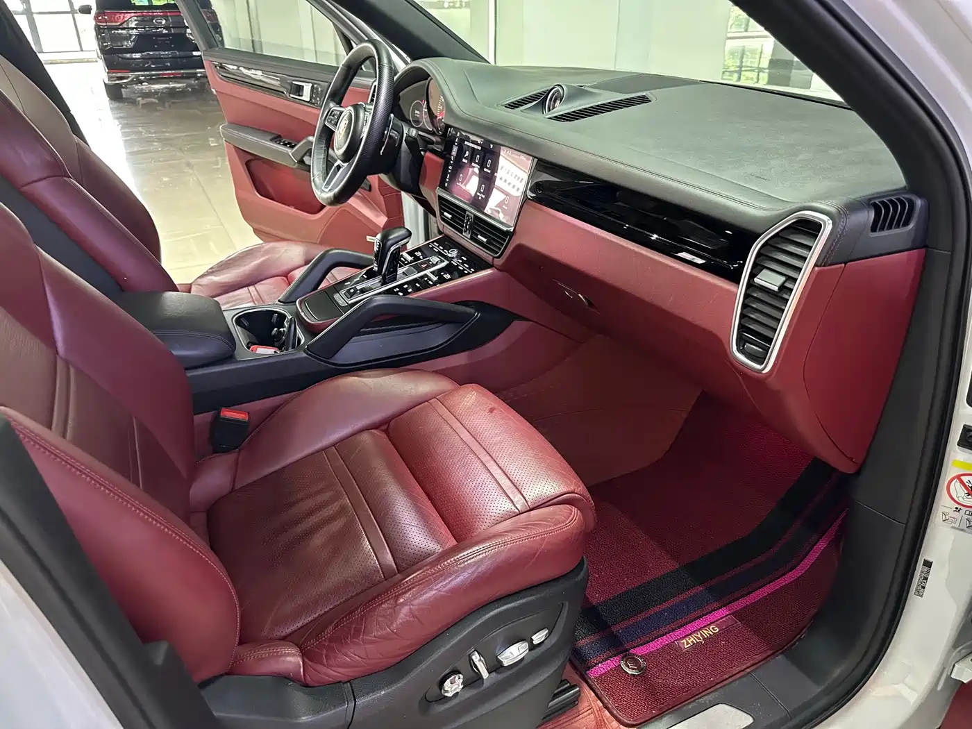 Porsche Cayenne 2018 Cayenne S 2.9T фото 6