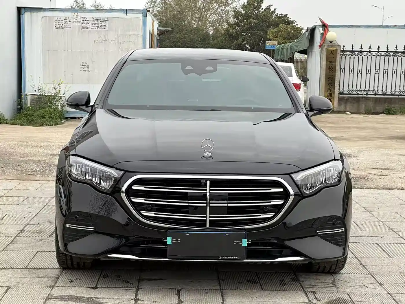 Mercedes-Benz E-Class 2025 E 300 L Luxury фото 2