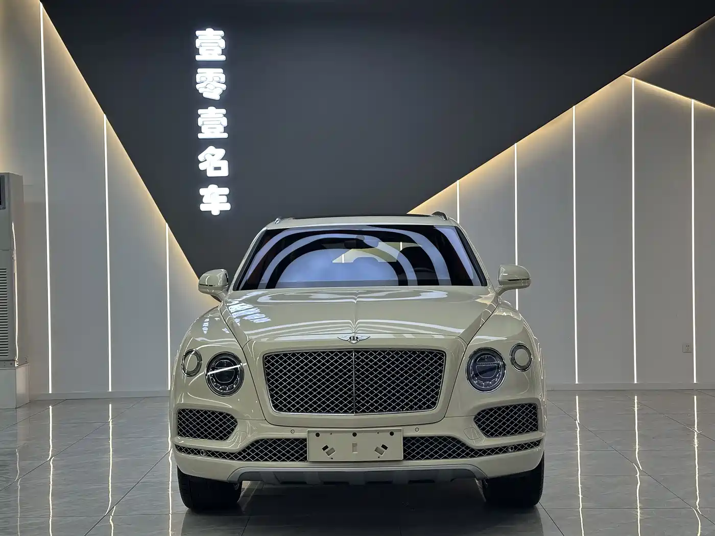 Bentley Bentayga 2017 2017 6.0T Standard Edition