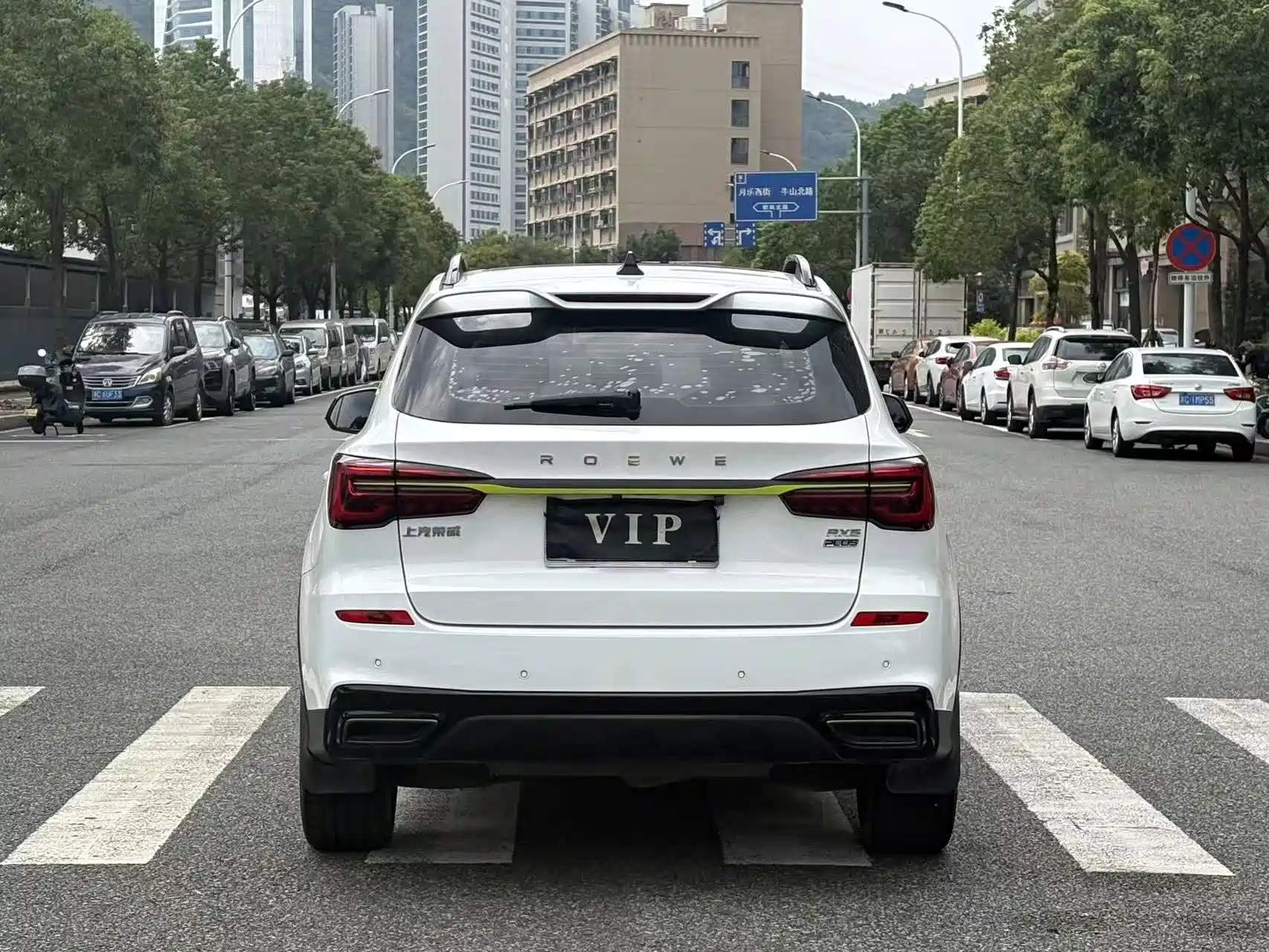Фото 6 - Roewe RX5