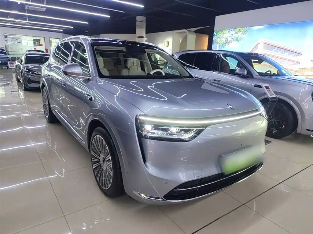 AITO Wenjie AITO M8 2025 Model Extended Range Ultra Edition 53.4kWh 5-Seater фото 4
