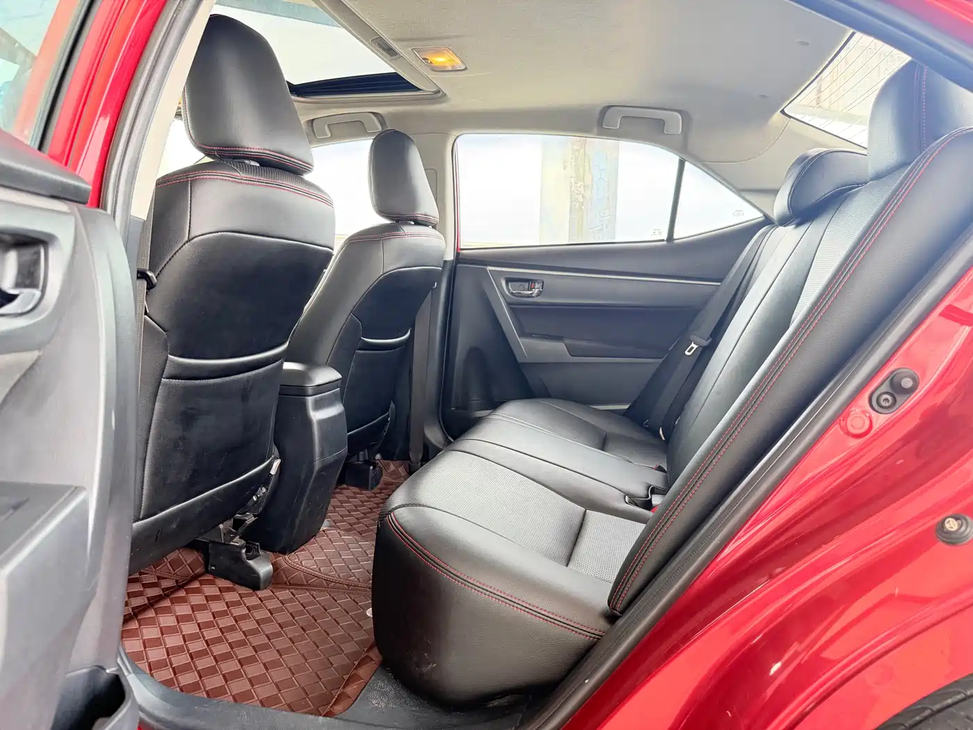 Toyota Levin 2014 1.6G CVT Elite Edition фото 5