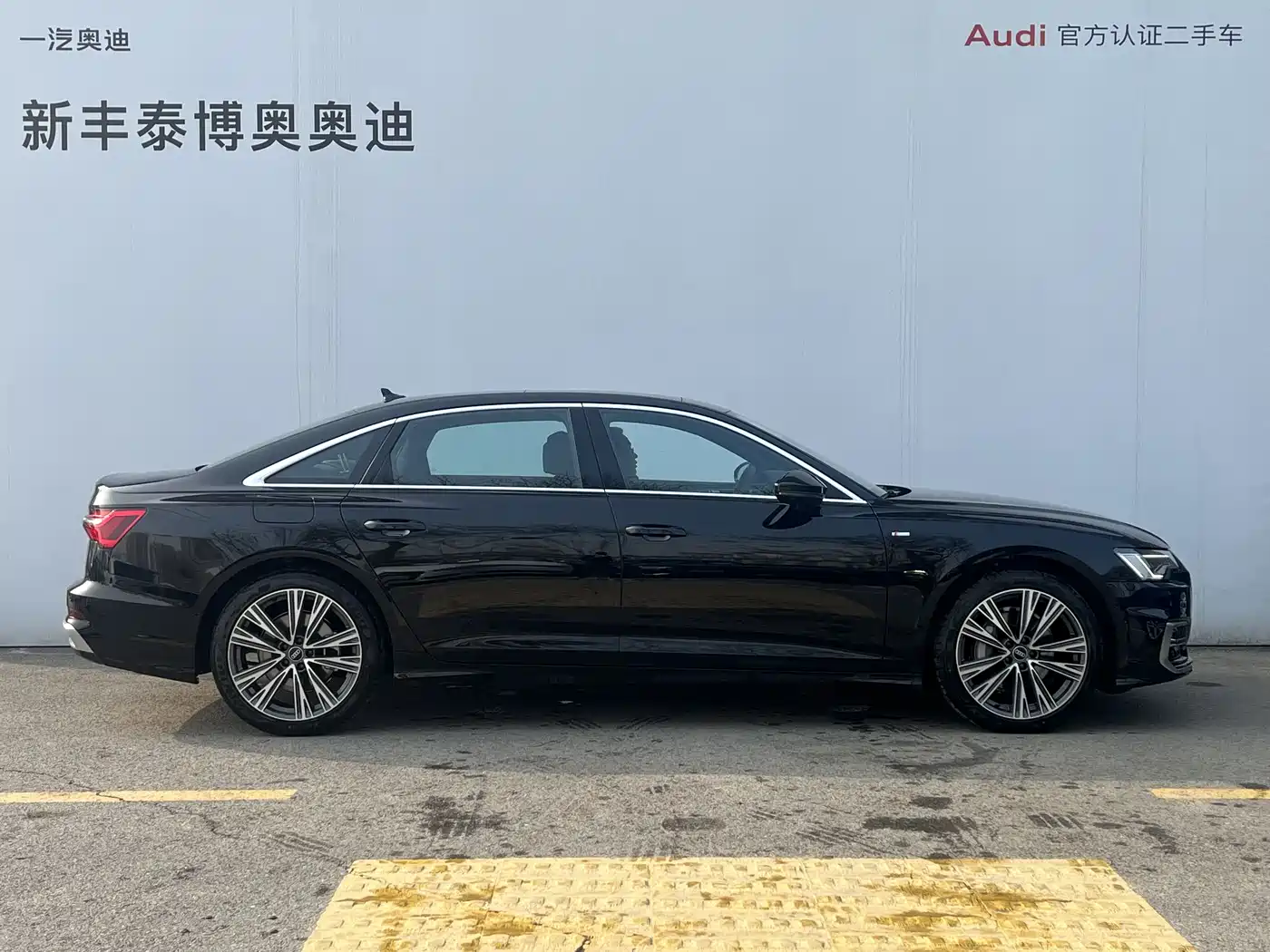 Audi A6L 2026 Model Year 45 TFSI Premium Dynamic фото 4