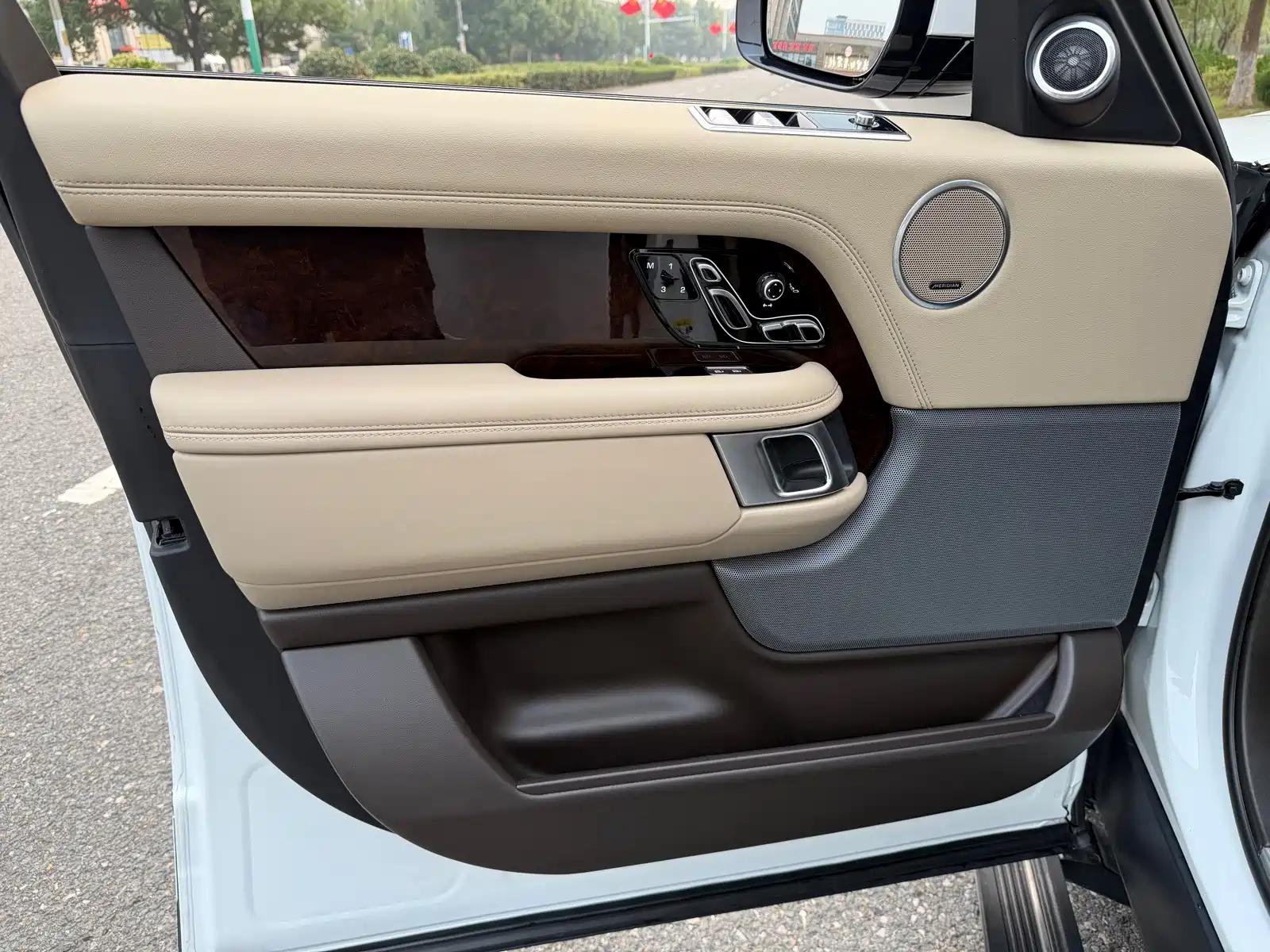 Фото 8 - Land Rover Range Rover