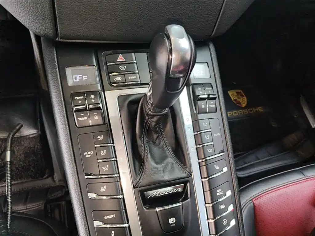 Porsche Macan 2017 Macan S 3.0T фото 21