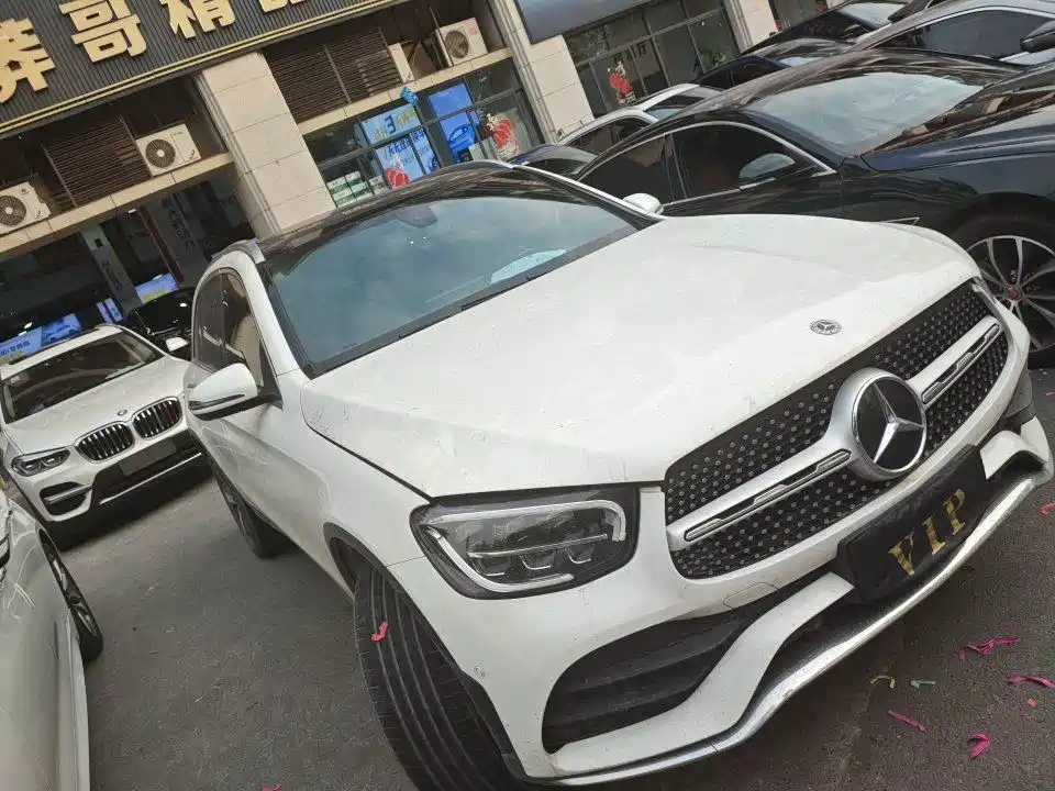 Фото 3 - Mercedes-Benz GLC