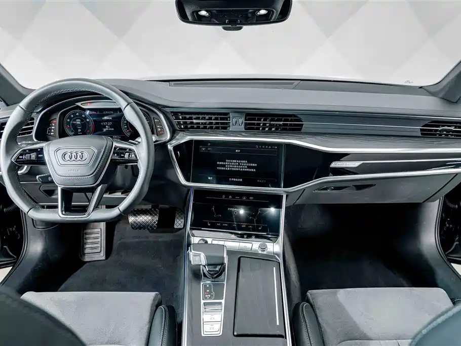 Фото 12 - Audi A6L