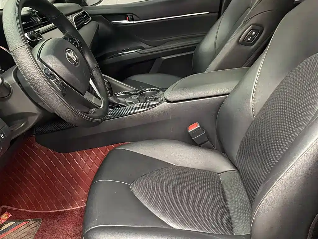 Toyota Camry 2018 2.0G Luxury Edition фото 7
