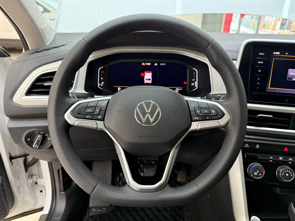 Volkswagen T-ROC 2023 280TSI DSG 2WD Time Edition фото 11