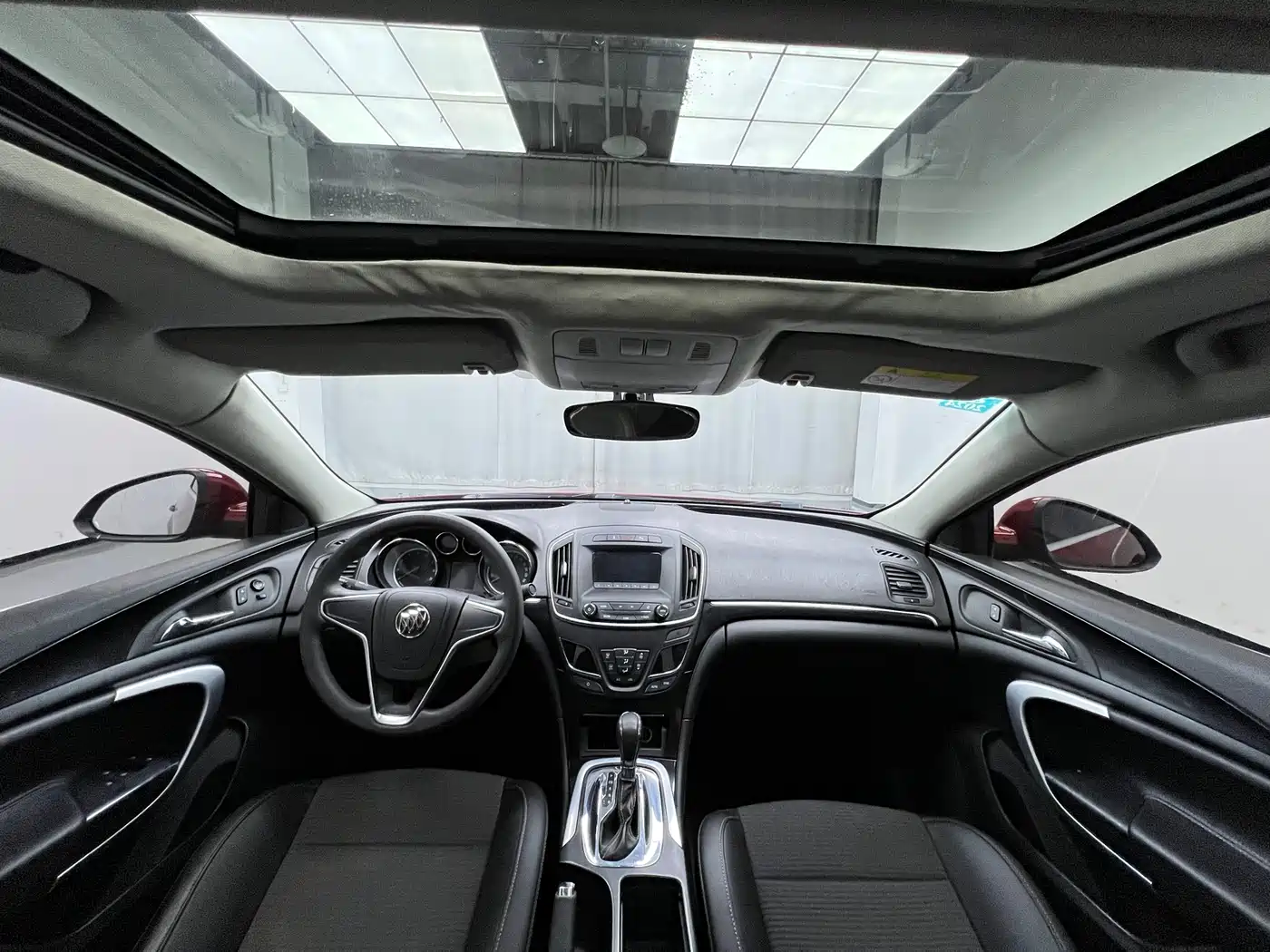 Buick Regal 2015 1.6T Leading Tech Edition фото 6