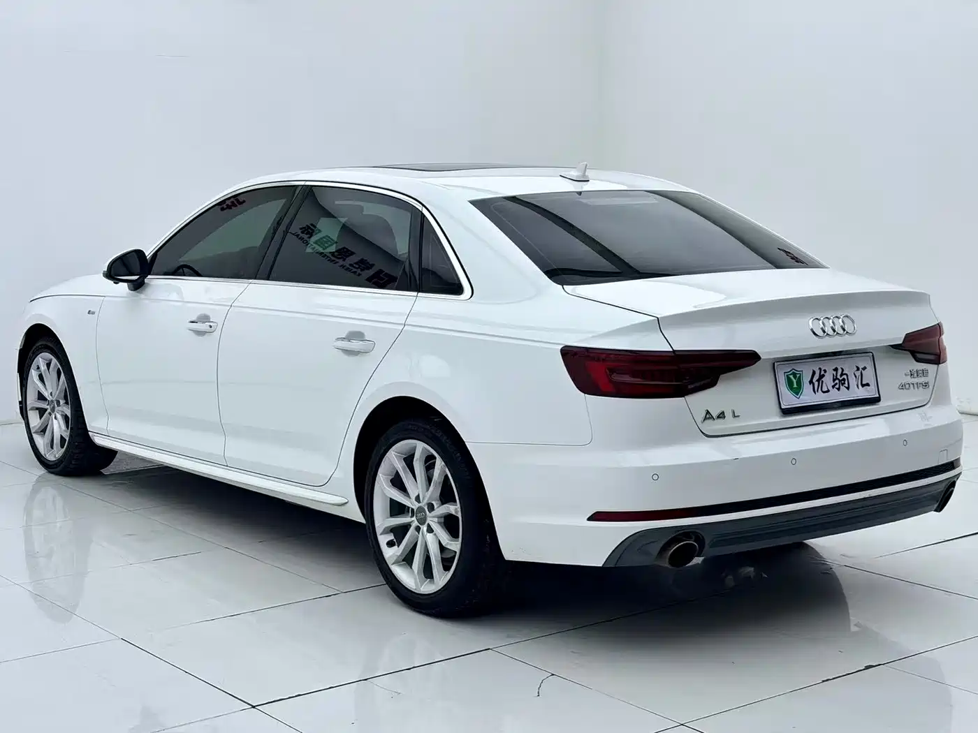 Audi A4L 2018 30th Anniversary 40 TFSI Fashion фото 6