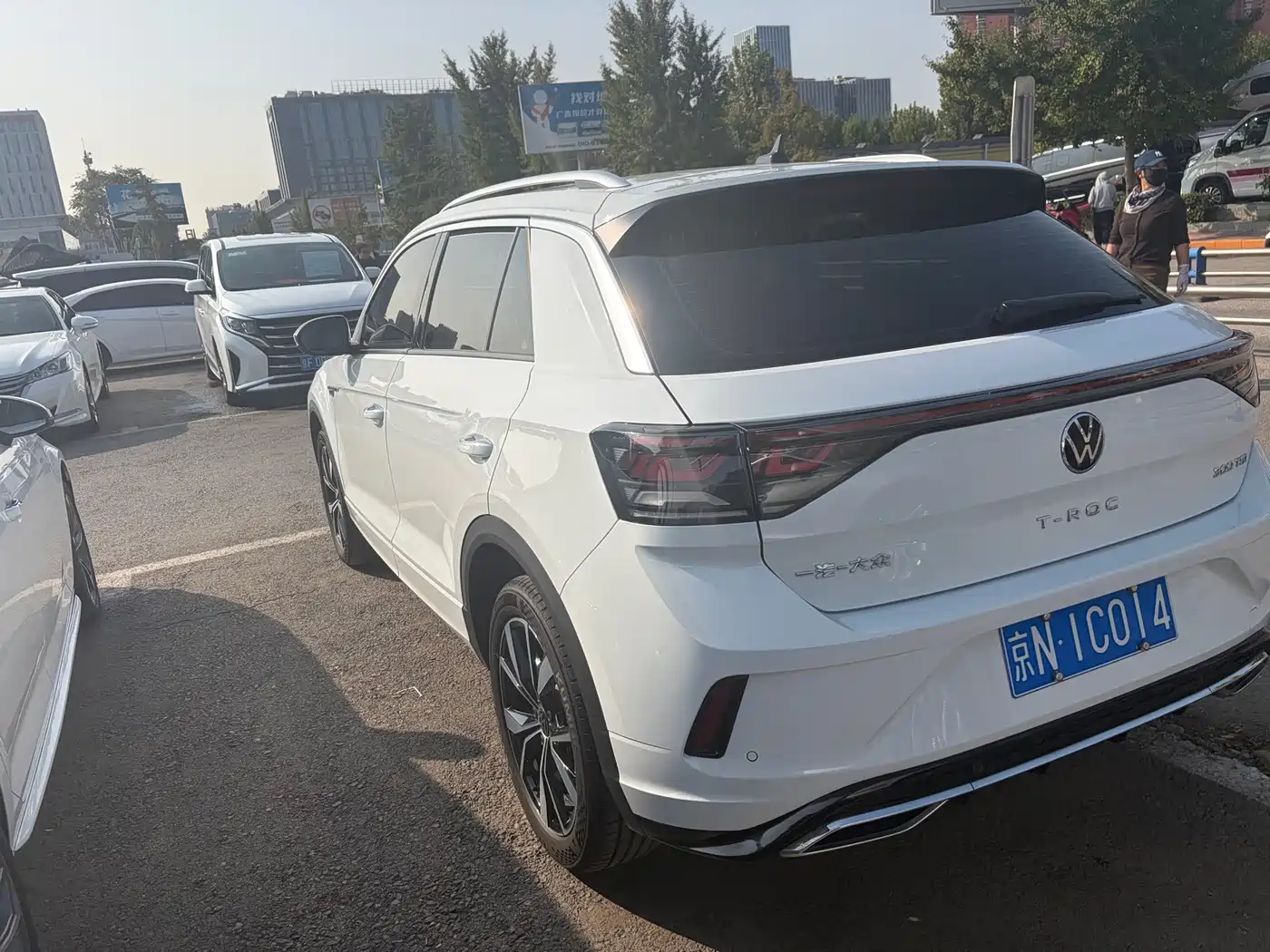 Volkswagen T-ROC 2025 2024 300TSI DSG FWD Starlight Edition