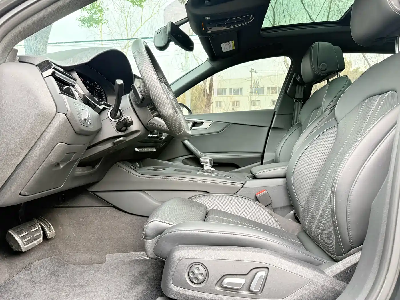 Audi A4L 2024 40 TFSI Luxury Dynamic фото 8