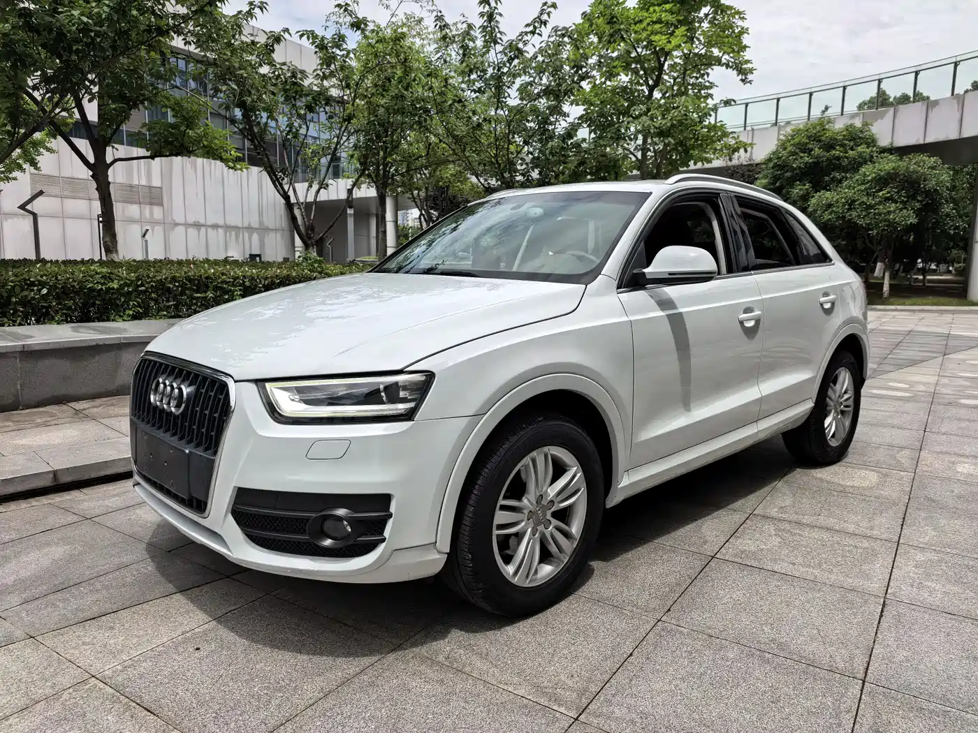 Audi Q3 2013 35 TFSI Comfort фото 2