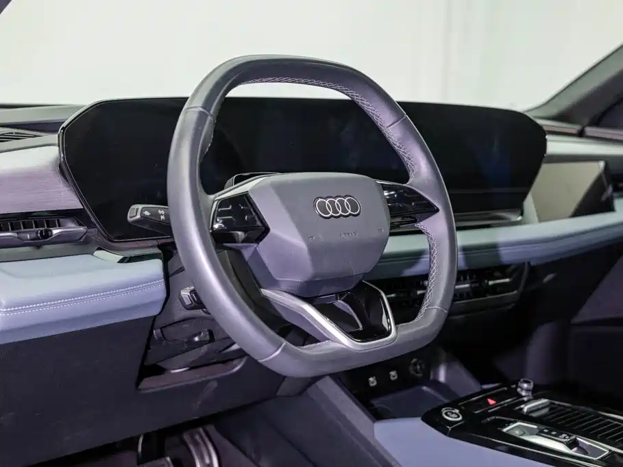 Фото 7 - Audi Q6L e-tron